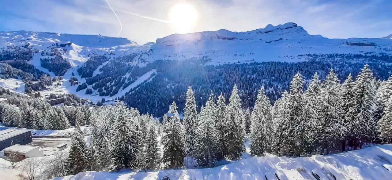 South Facing 2-Bed Apartment With Fireplace, Terrasses Deos Flaine Bagian luar foto