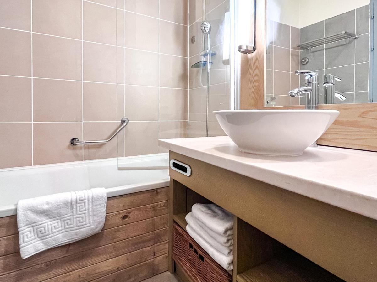 South Facing 2-Bed Apartment With Fireplace, Terrasses Deos Flaine Bagian luar foto