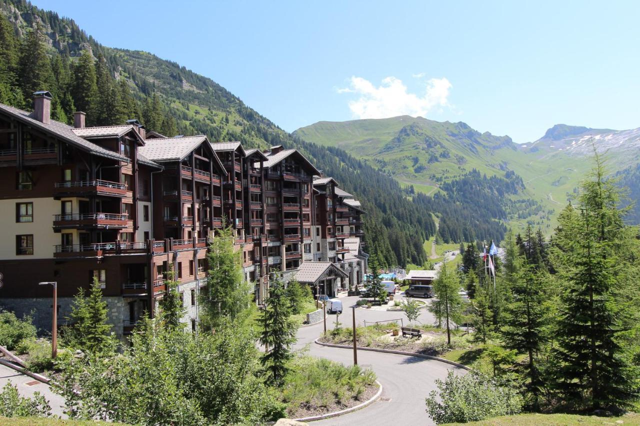South Facing 2-Bed Apartment With Fireplace, Terrasses Deos Flaine Bagian luar foto